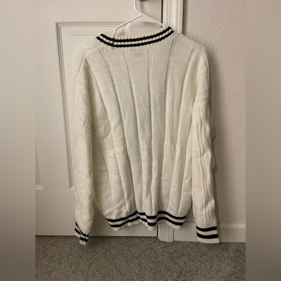 Women’s Cardigan - Picture 4 of 4
